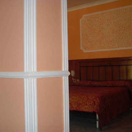Darfla Hotel Pozzuoli Esterno foto